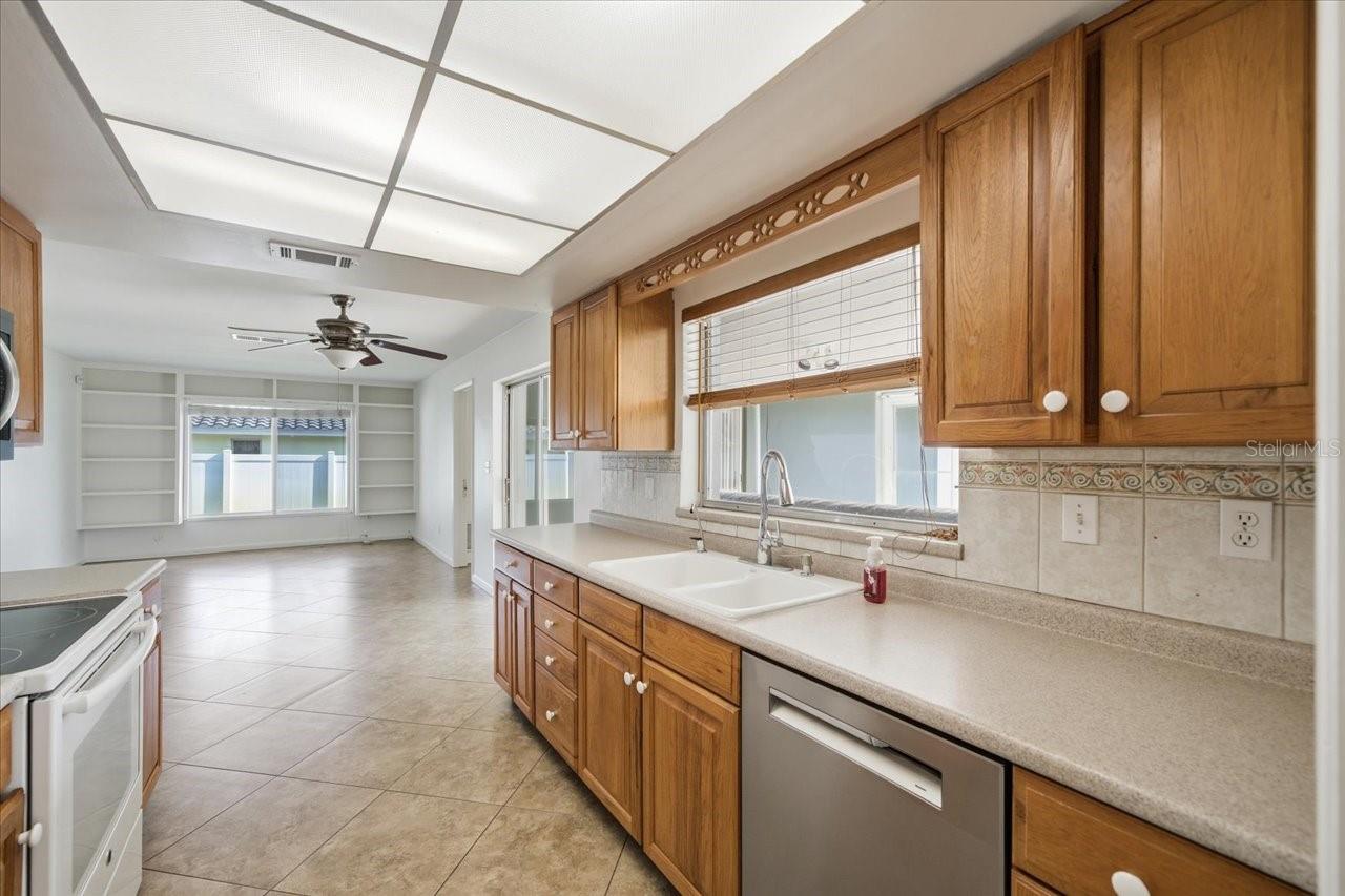 GROVEWOOD - Residential