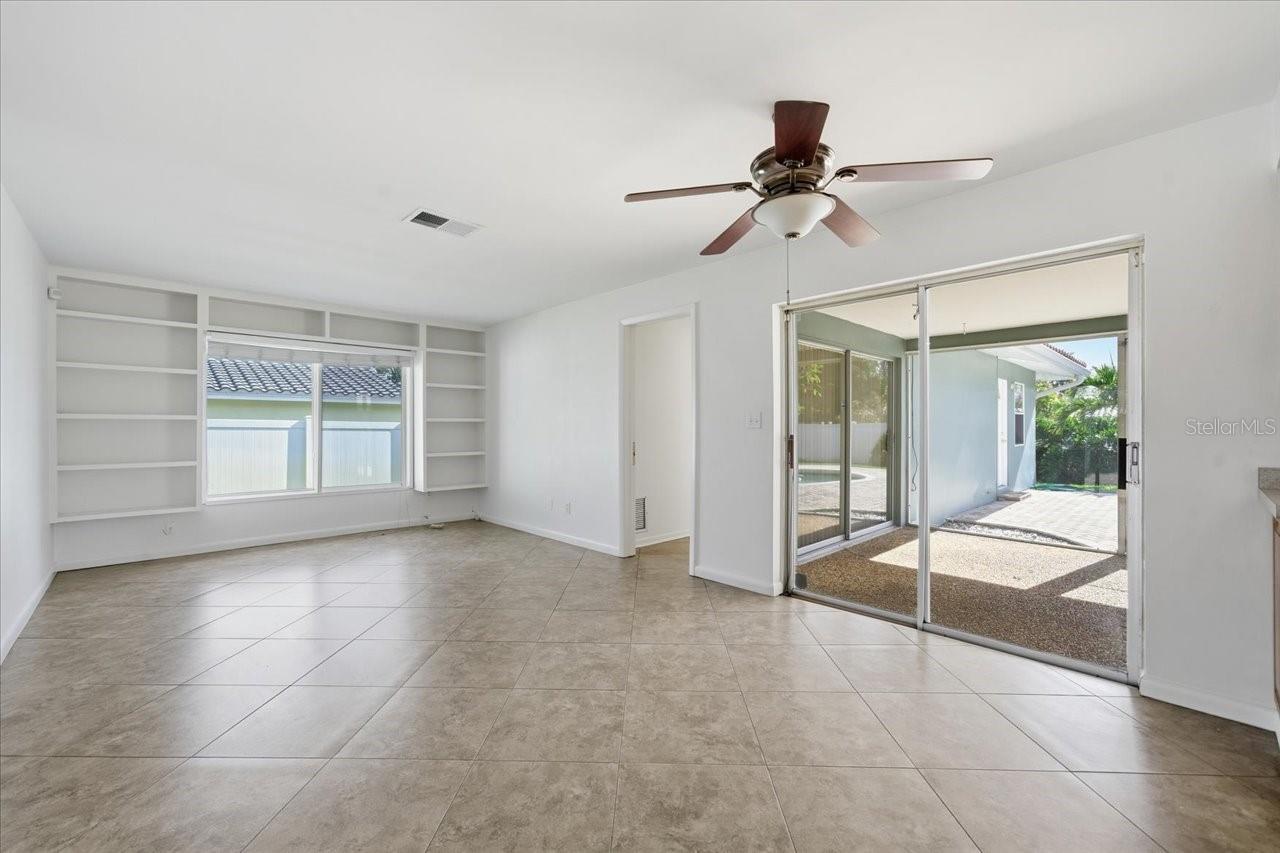 GROVEWOOD - Residential