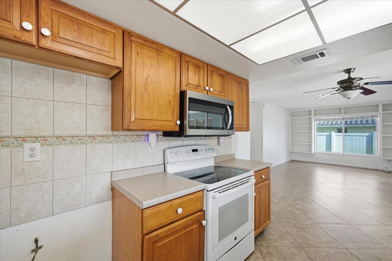 GROVEWOOD - Residential