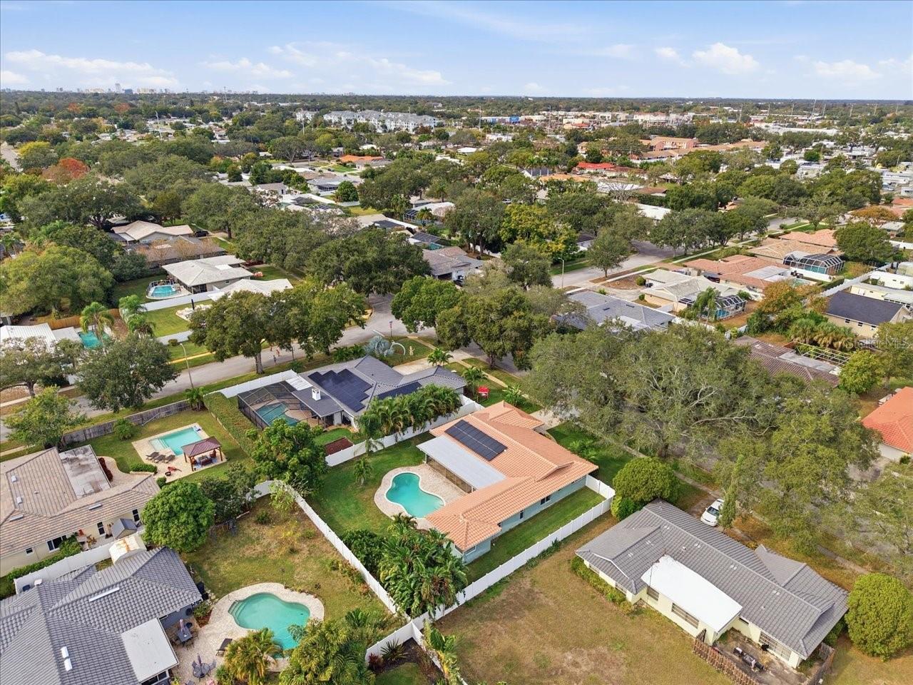 GROVEWOOD - Residential