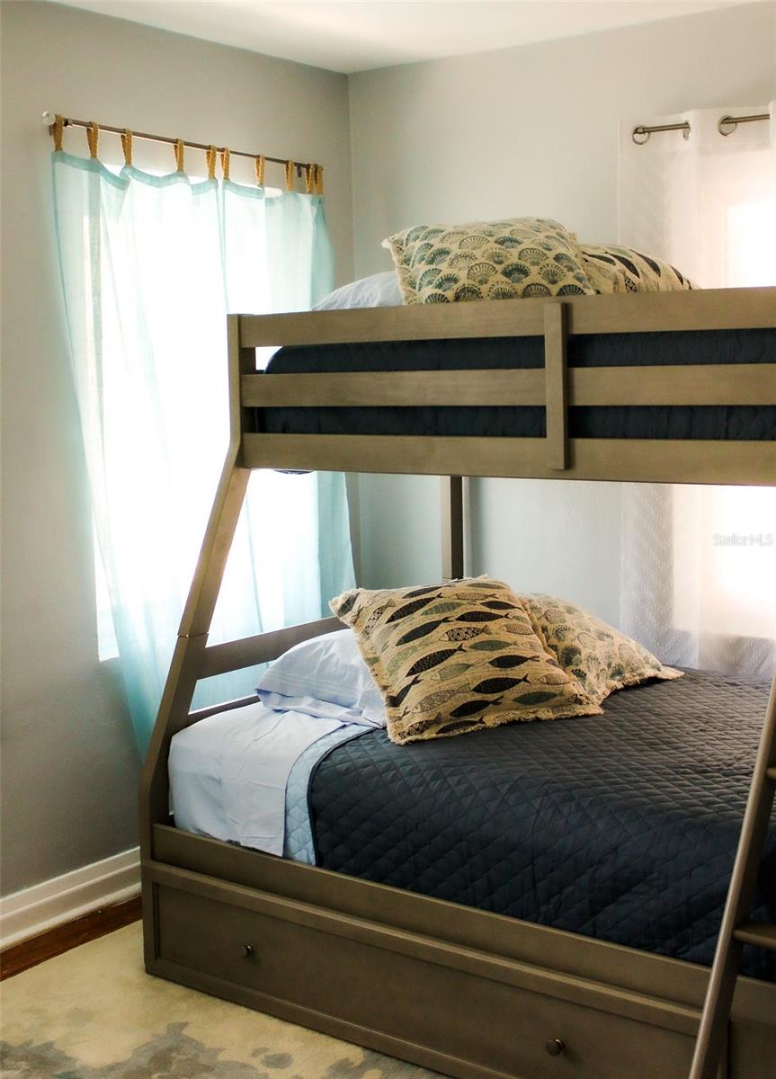 MARYLAND MANOR REV - Residential Lease