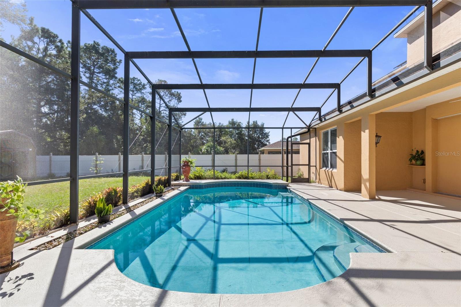 INDIAN HILLS - Residential