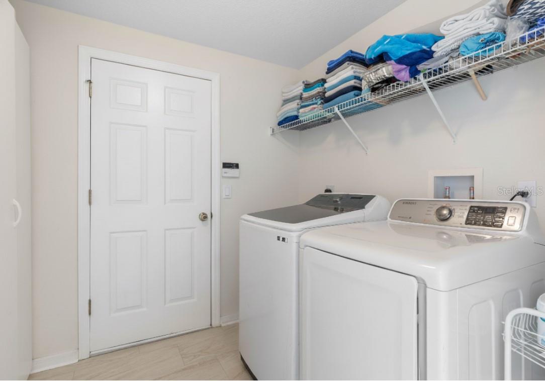 INDIAN HILLS - Residential