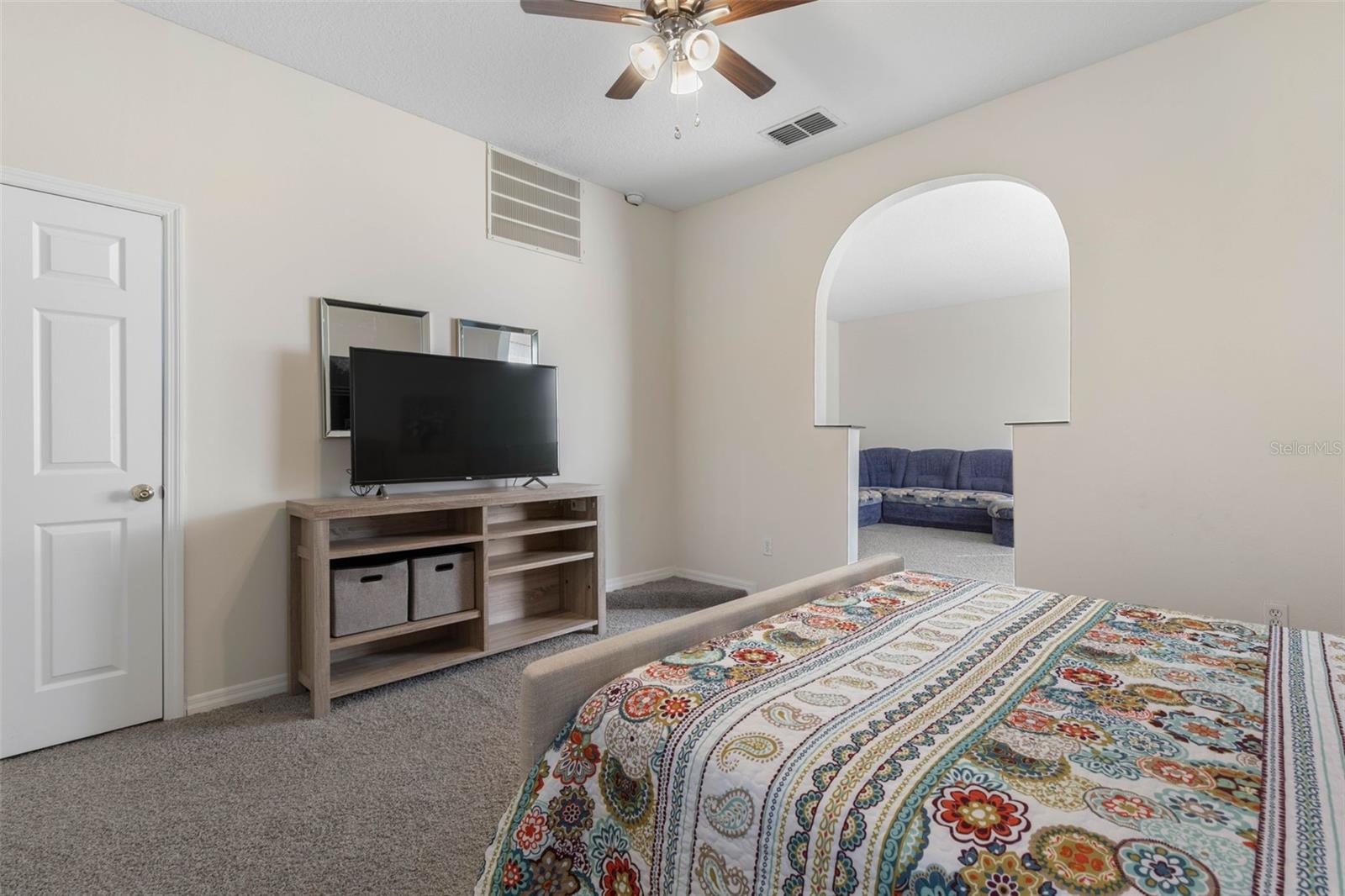 INDIAN HILLS - Residential