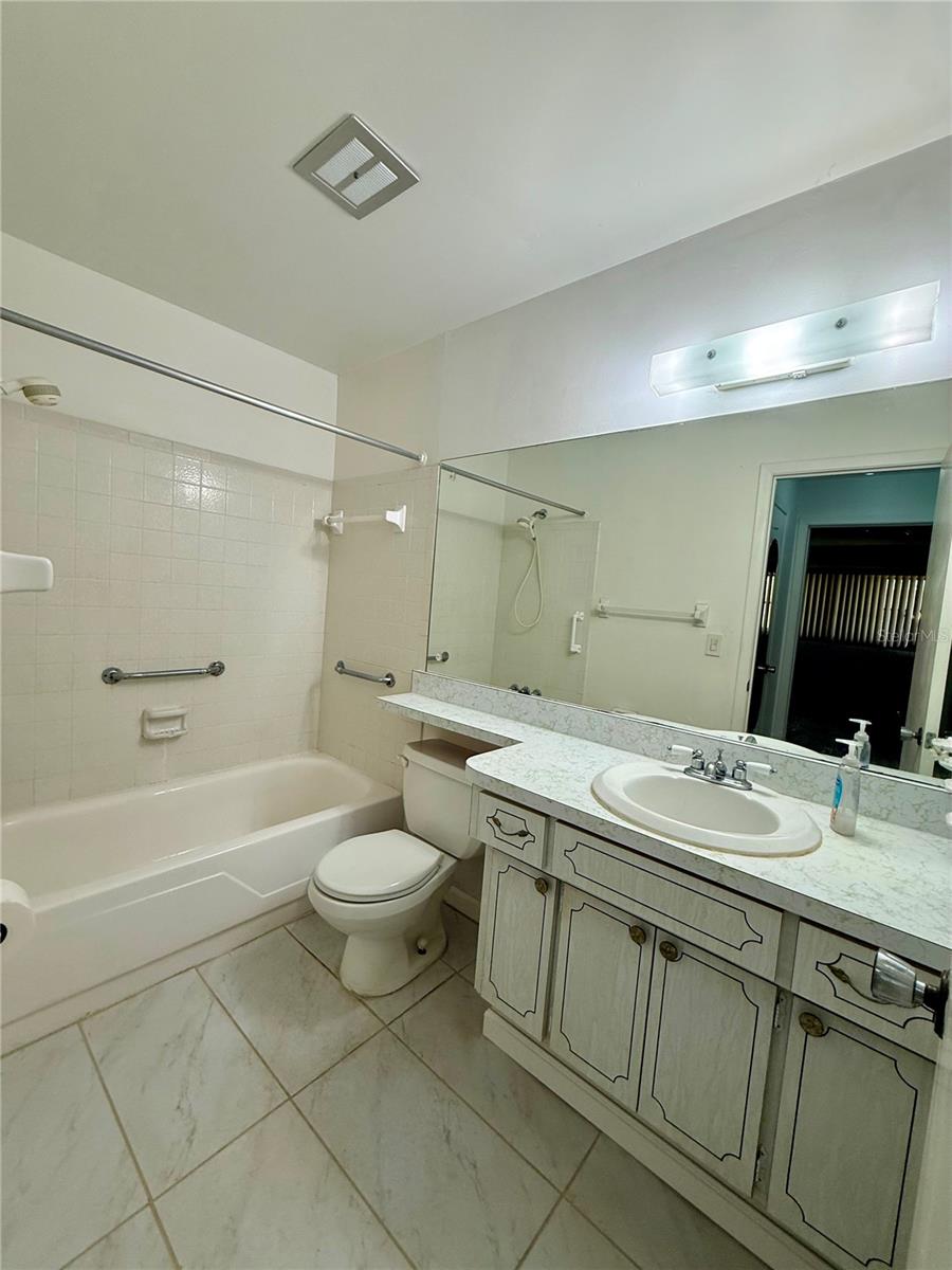 VENDOME VILLAGE - Residential
