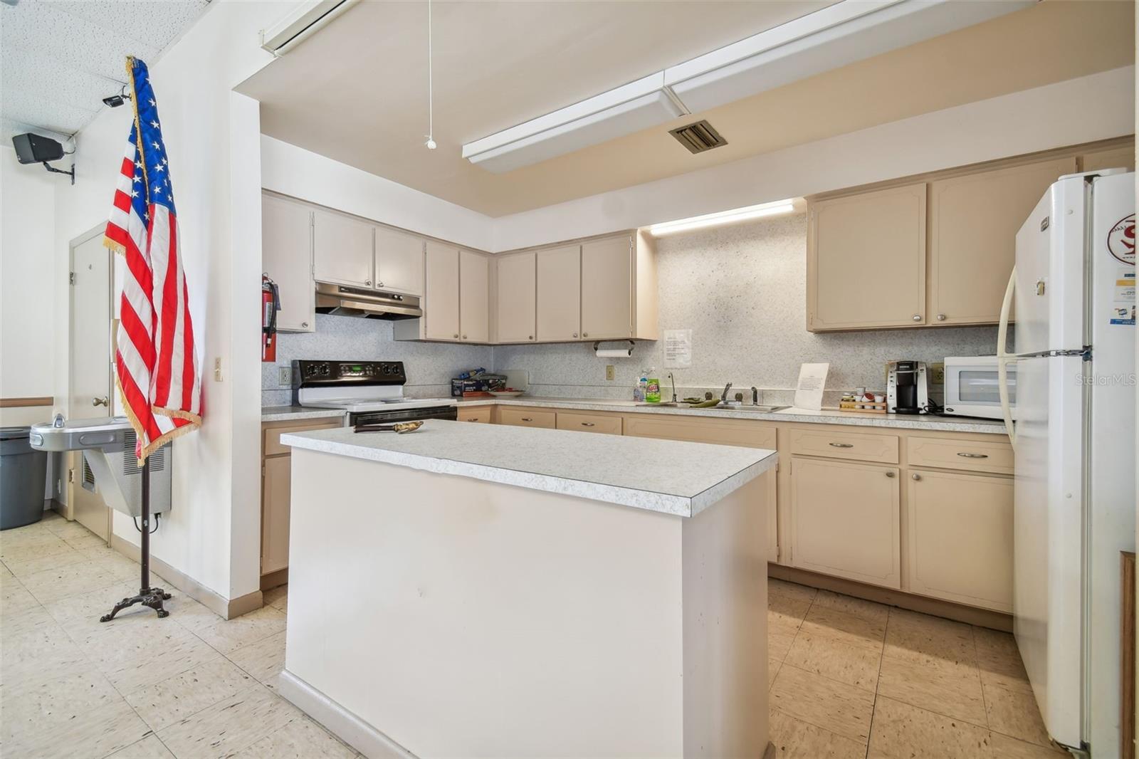 VENDOME VILLAGE - Residential