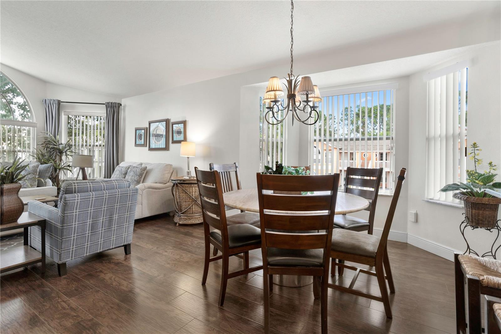 VILLAS AT ISLAND CLUB PH 2 BLDG P - Residential