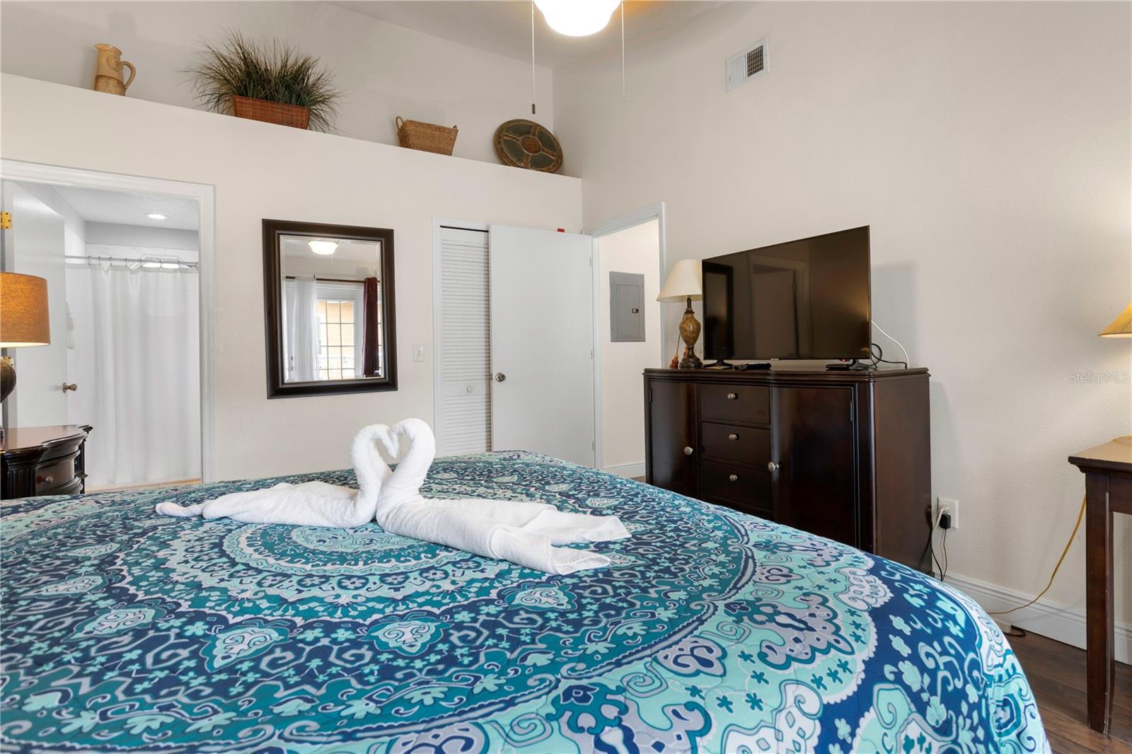 VILLAS AT ISLAND CLUB PH 2 BLDG P - Residential