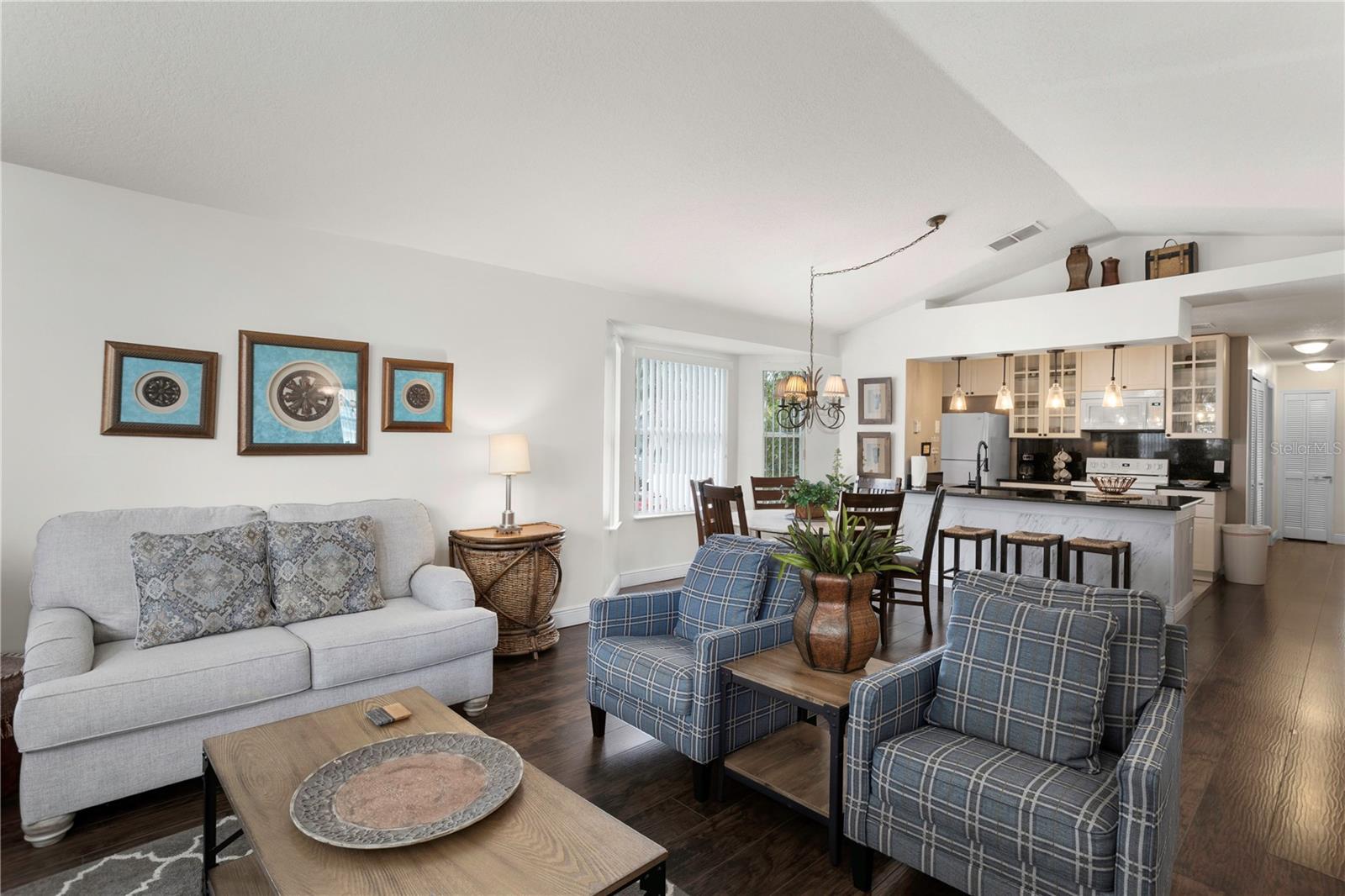 VILLAS AT ISLAND CLUB PH 2 BLDG P - Residential