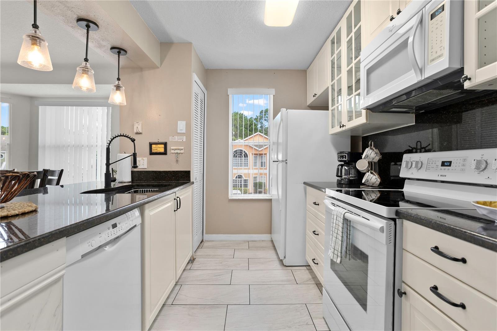 VILLAS AT ISLAND CLUB PH 2 BLDG P - Residential