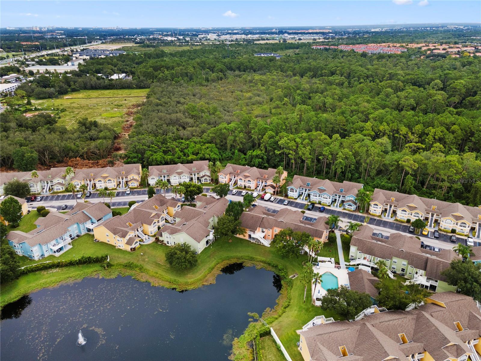 VILLAS AT ISLAND CLUB PH 2 BLDG P - Residential