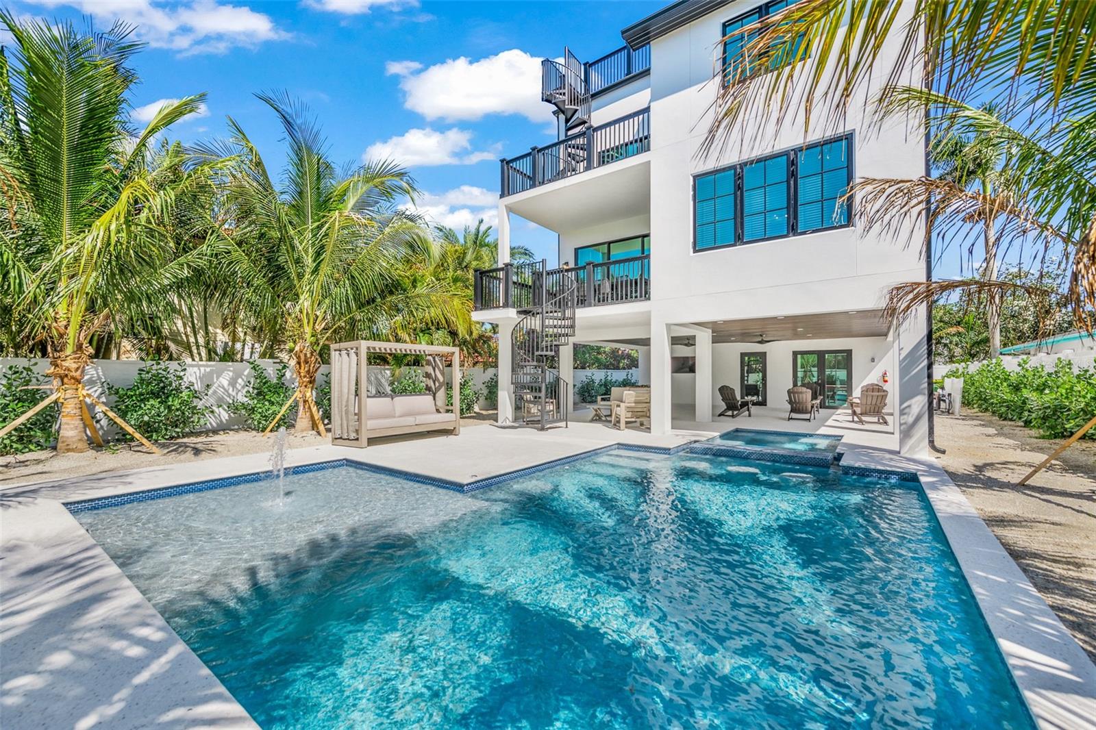 SAINT ARMANDS DIV JOHN RINGLING ESTATES - Residential