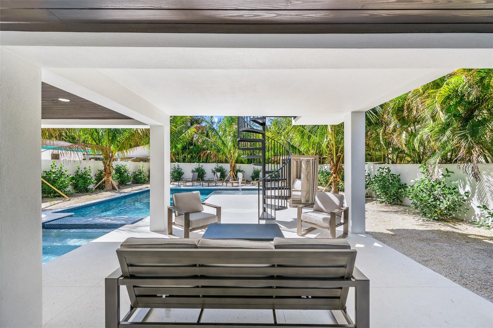 SAINT ARMANDS DIV JOHN RINGLING ESTATES - Residential