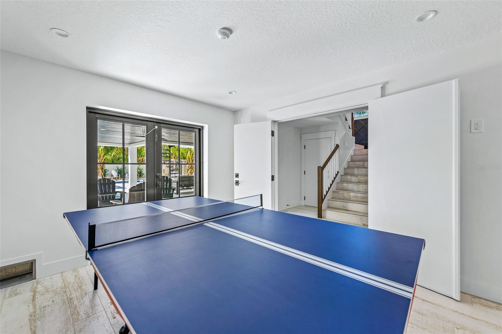 SAINT ARMANDS DIV JOHN RINGLING ESTATES - Residential