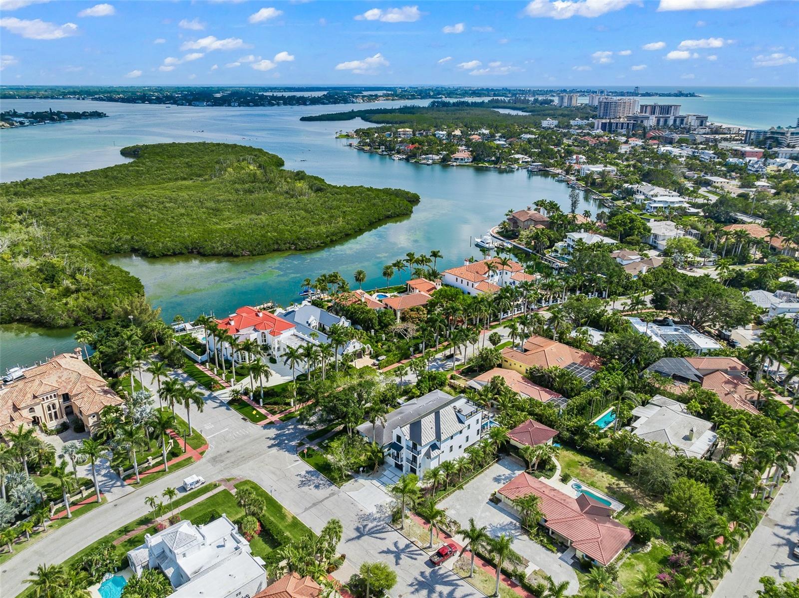 SAINT ARMANDS DIV JOHN RINGLING ESTATES - Residential