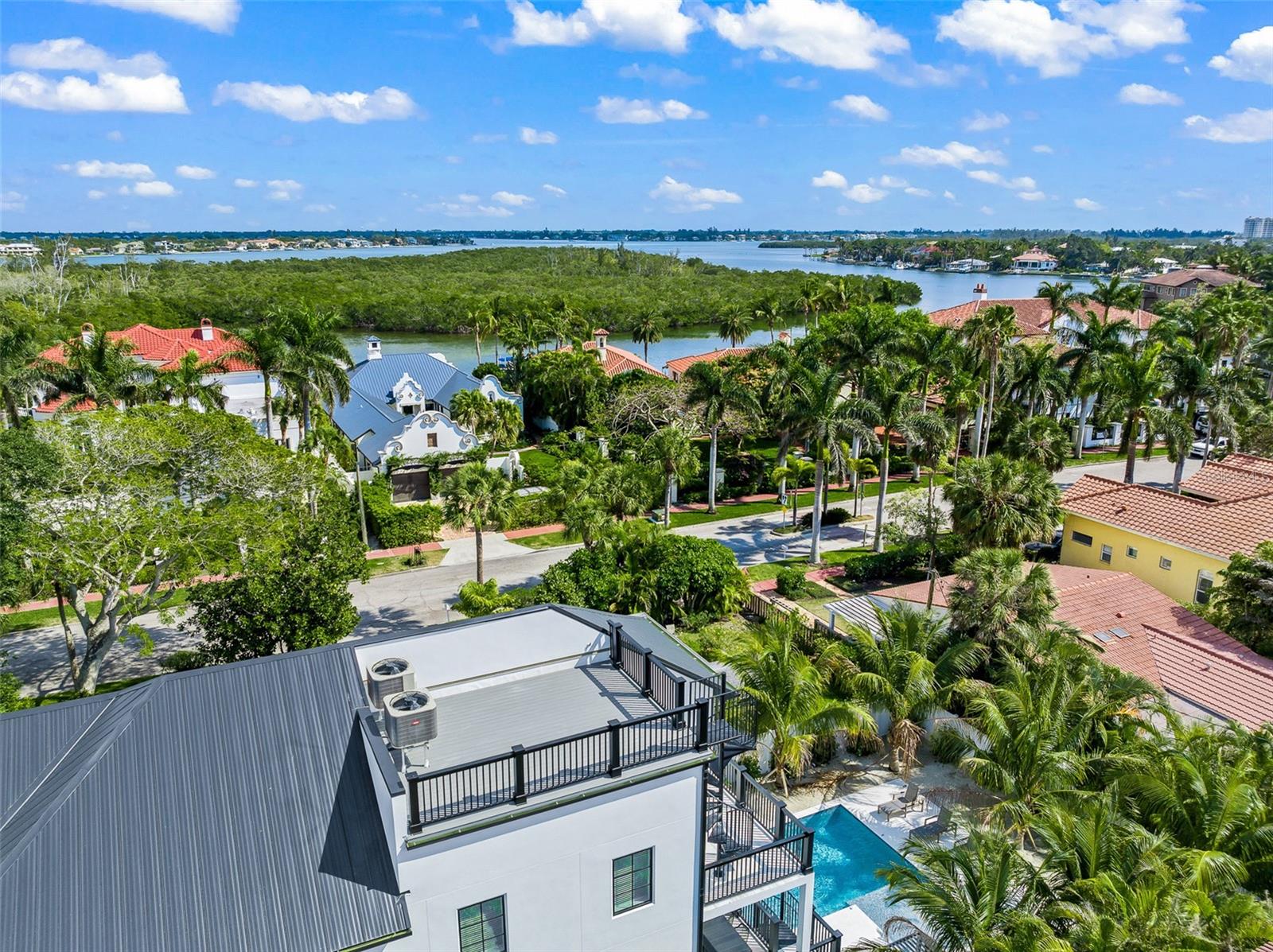 SAINT ARMANDS DIV JOHN RINGLING ESTATES - Residential