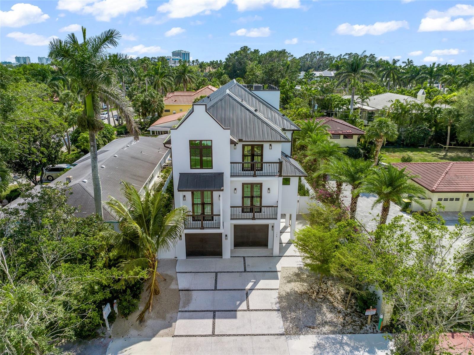 SAINT ARMANDS DIV JOHN RINGLING ESTATES - Residential