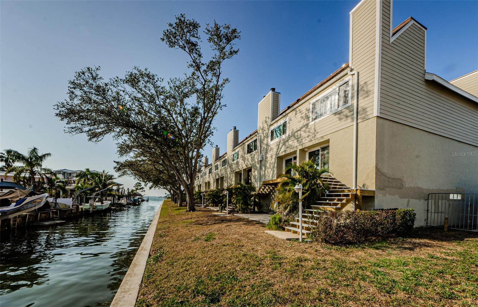 SOUTH PAULA POINT CONDO - Residential Lease