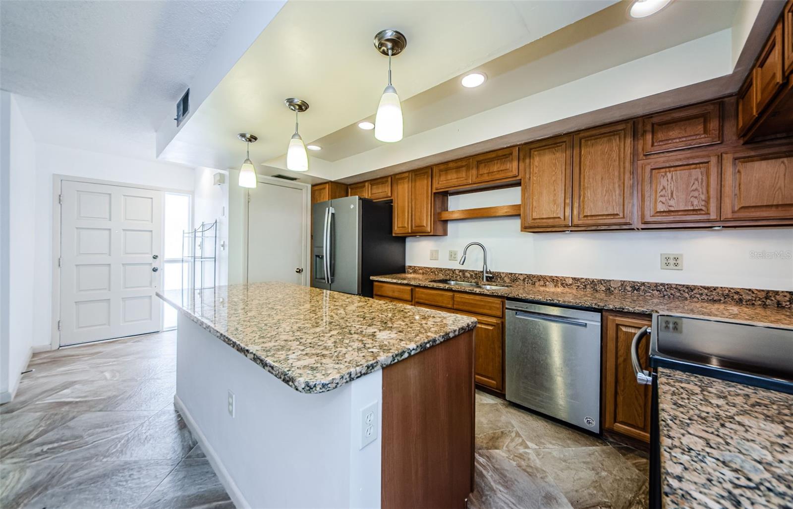 SOUTH PAULA POINT CONDO - Residential Lease