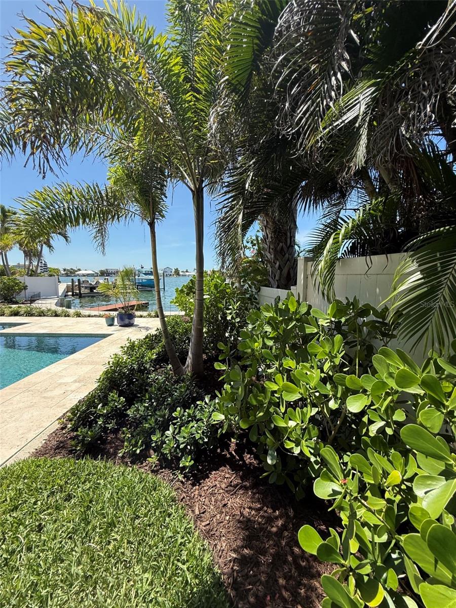 BAHIA SHORES - Residential