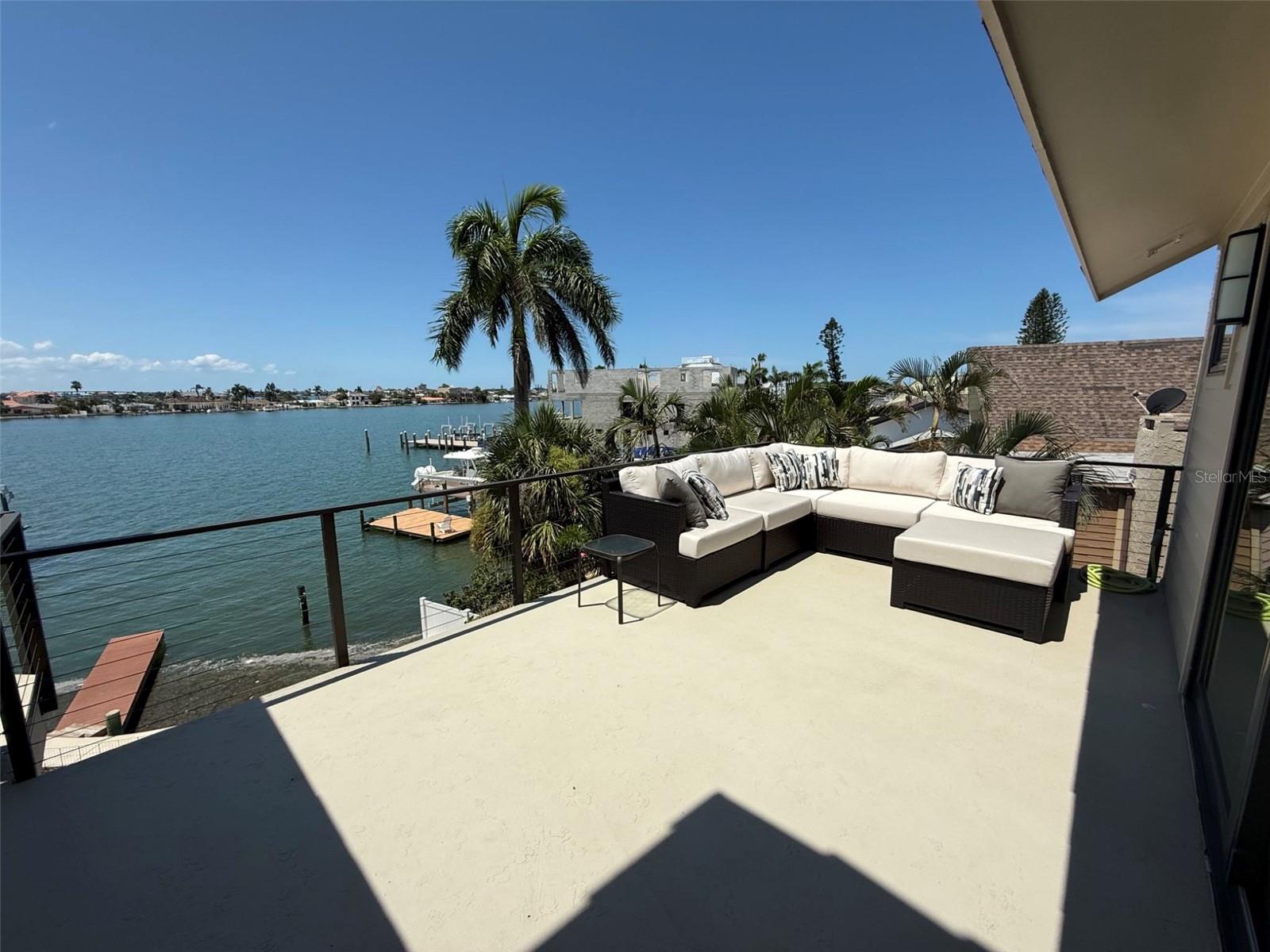 BAHIA SHORES - Residential