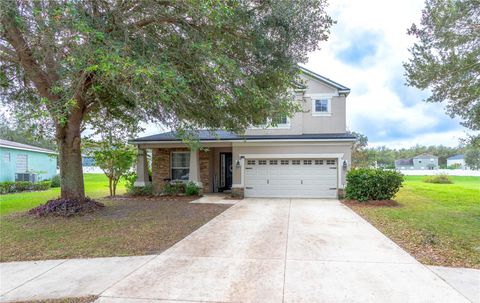 A home in EUSTIS