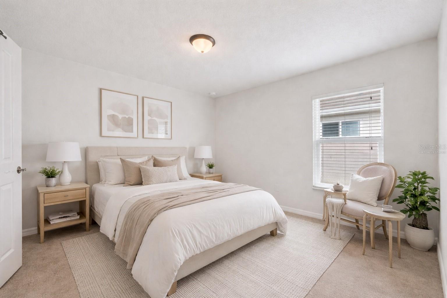 HIDDEN LAKES - Residential