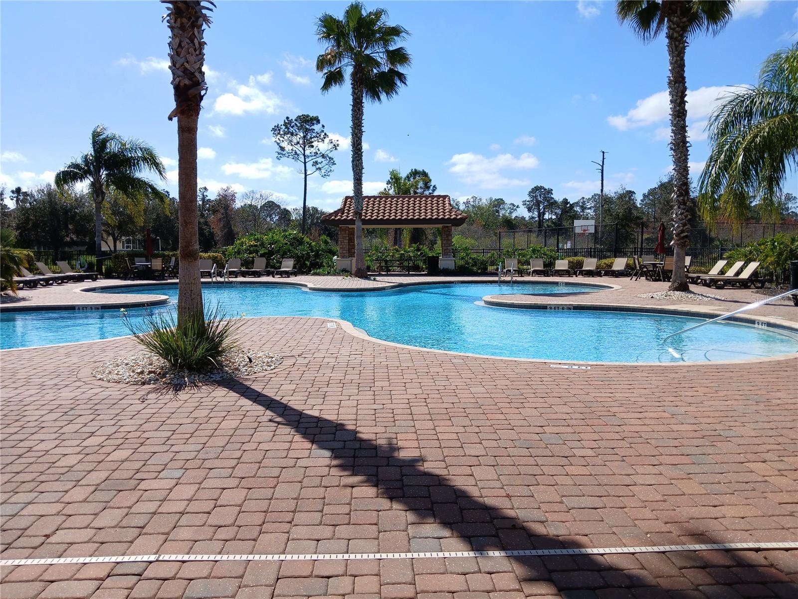 HIDDEN LAKES - Residential