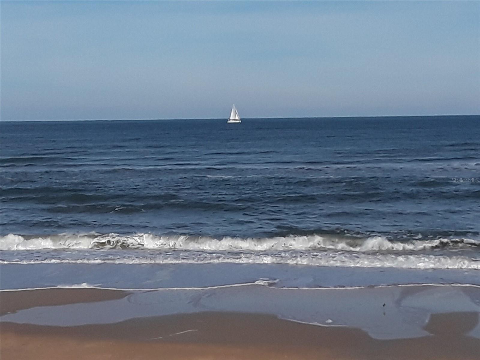 HIDDEN LAKES - Residential