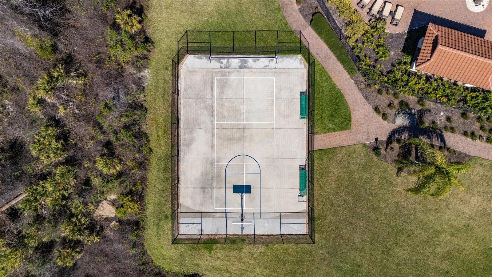 HIDDEN LAKES - Residential