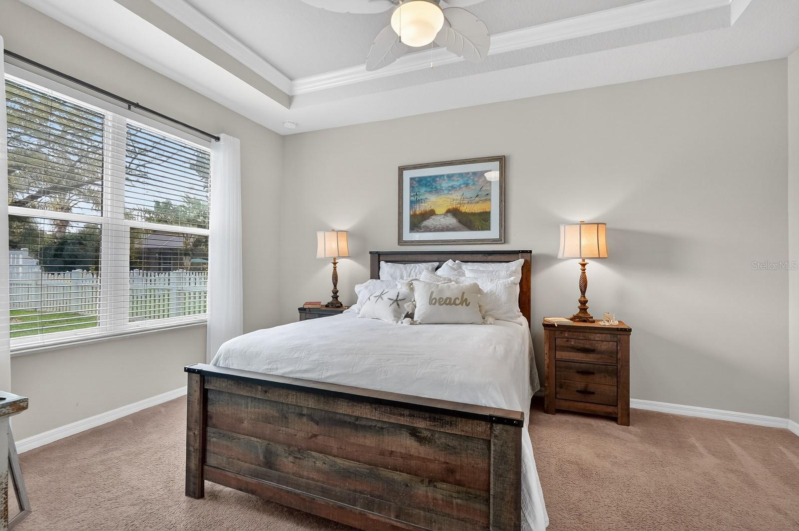 HIDDEN LAKES - Residential