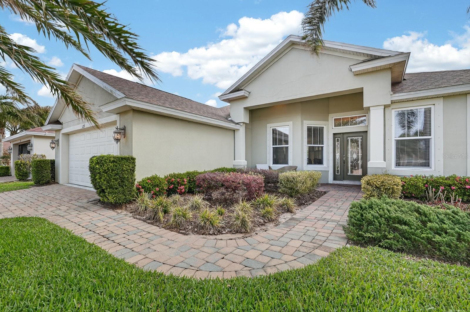 HIDDEN LAKES - Residential