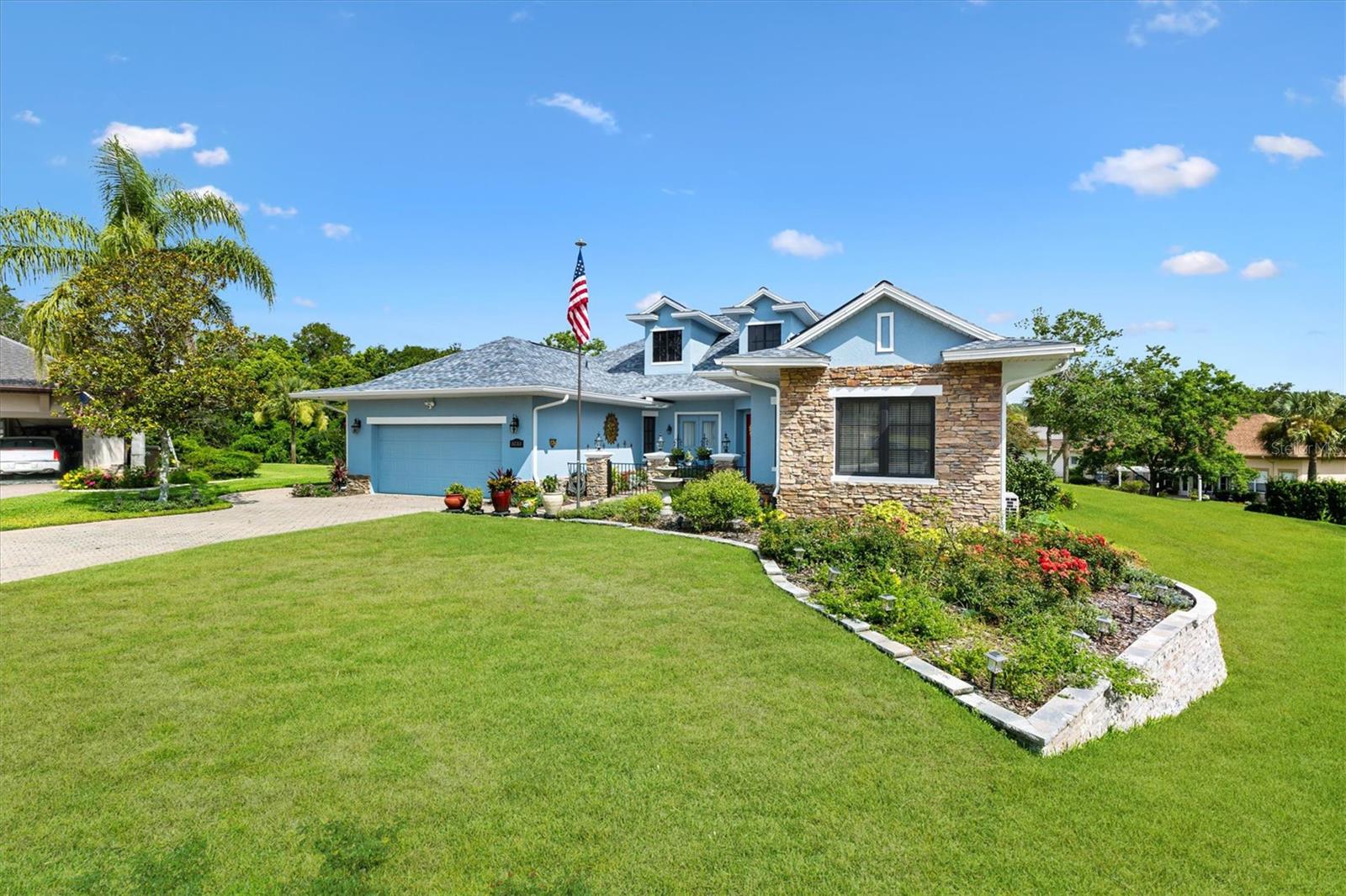 5233 FOUNTAIN WALK