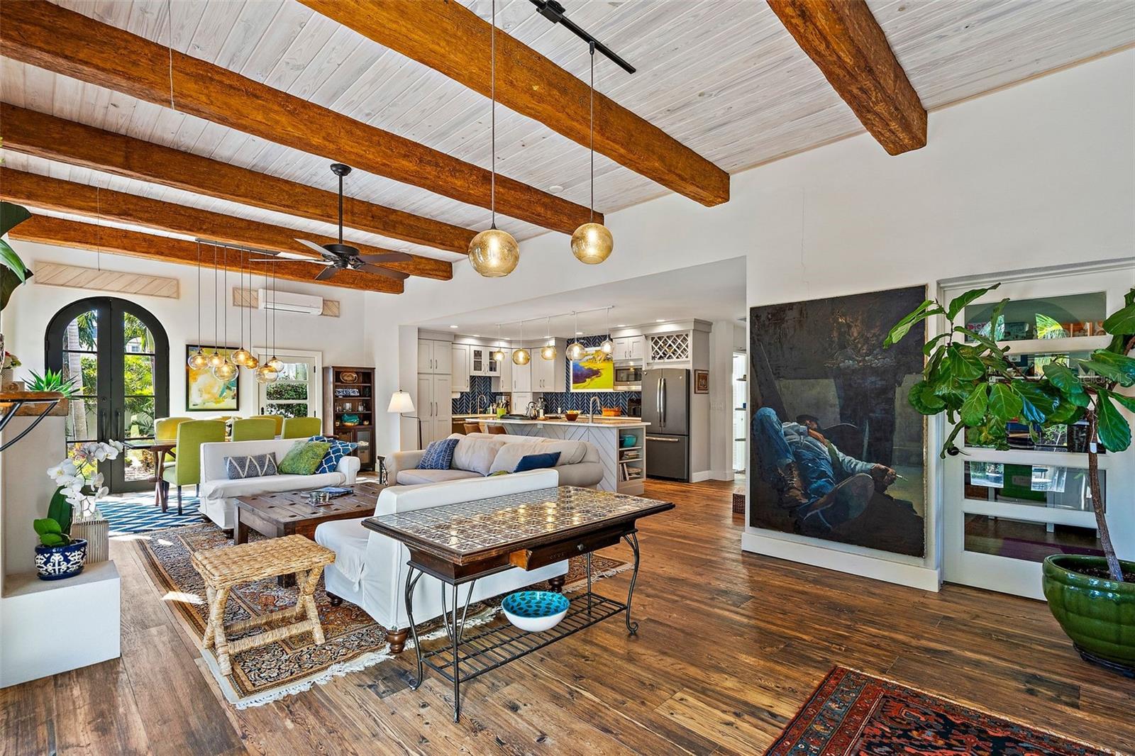 HANNAS SUB LOTS 29 & 30 LESS 3 FT FOR ALLEY - Residential