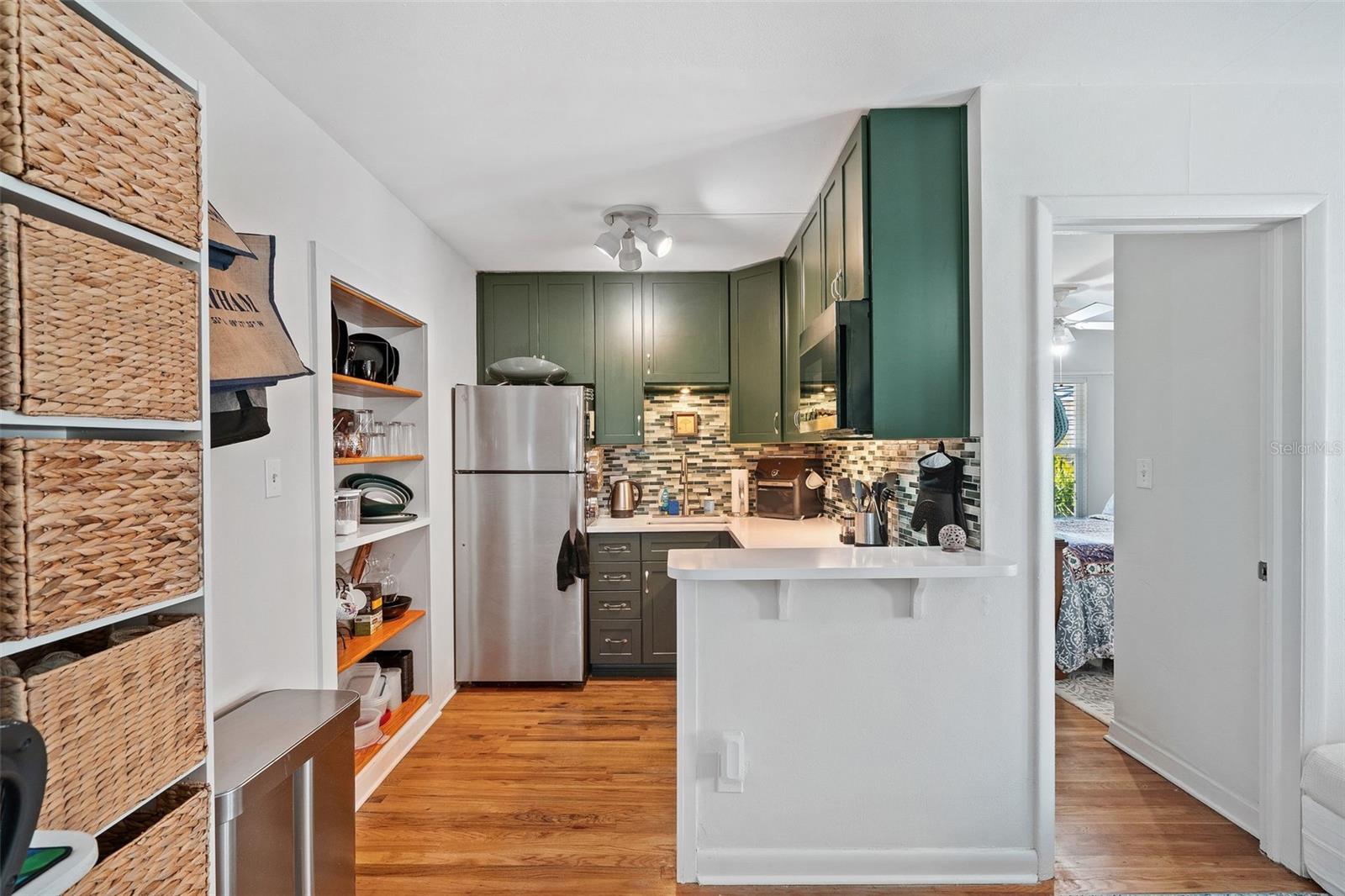 HANNAS SUB LOTS 29 & 30 LESS 3 FT FOR ALLEY - Residential