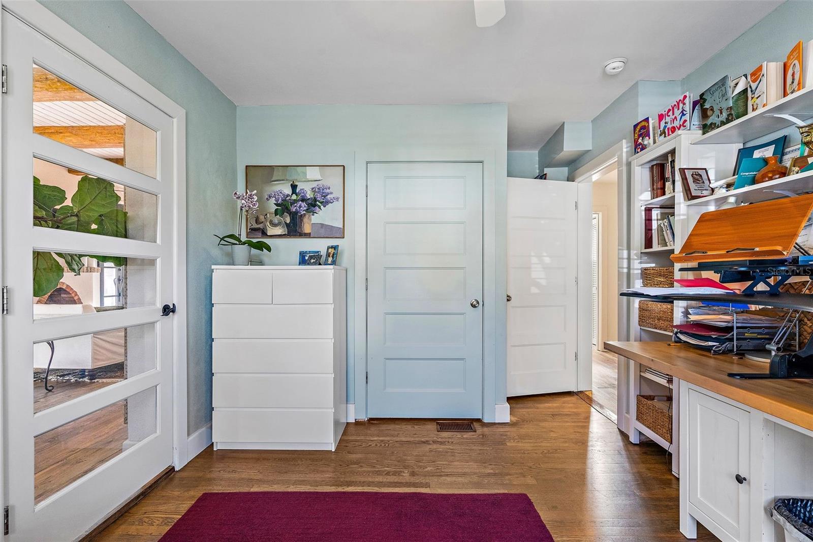 HANNAS SUB LOTS 29 & 30 LESS 3 FT FOR ALLEY - Residential