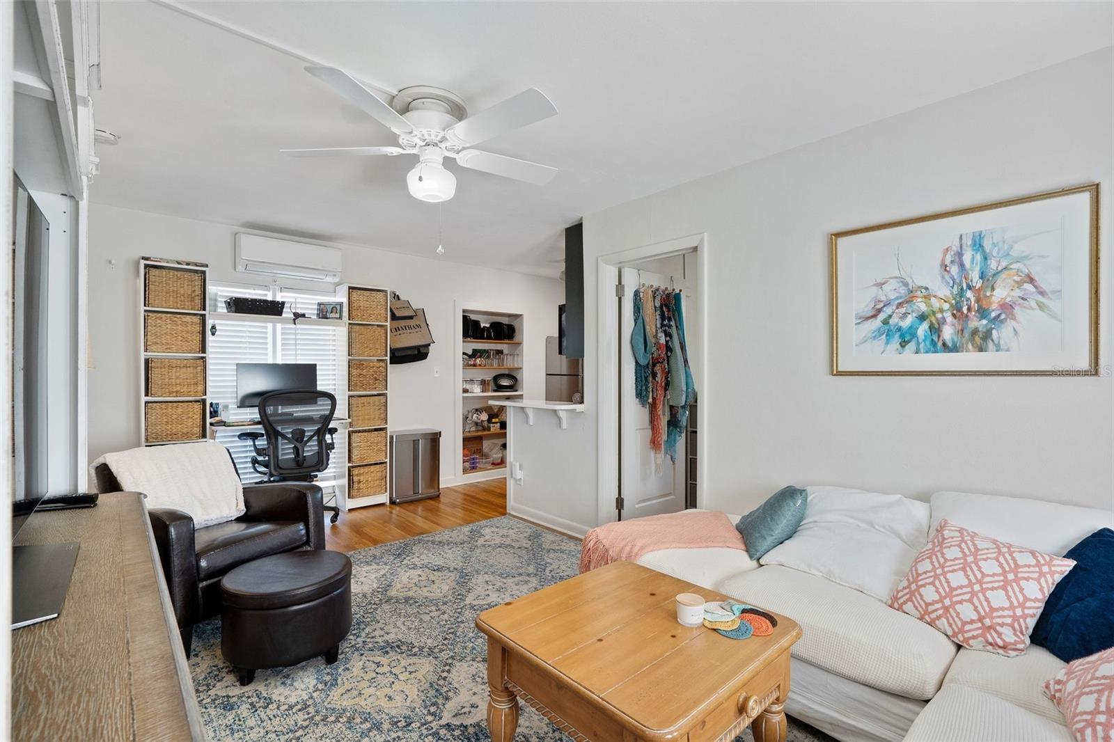 HANNAS SUB LOTS 29 & 30 LESS 3 FT FOR ALLEY - Residential