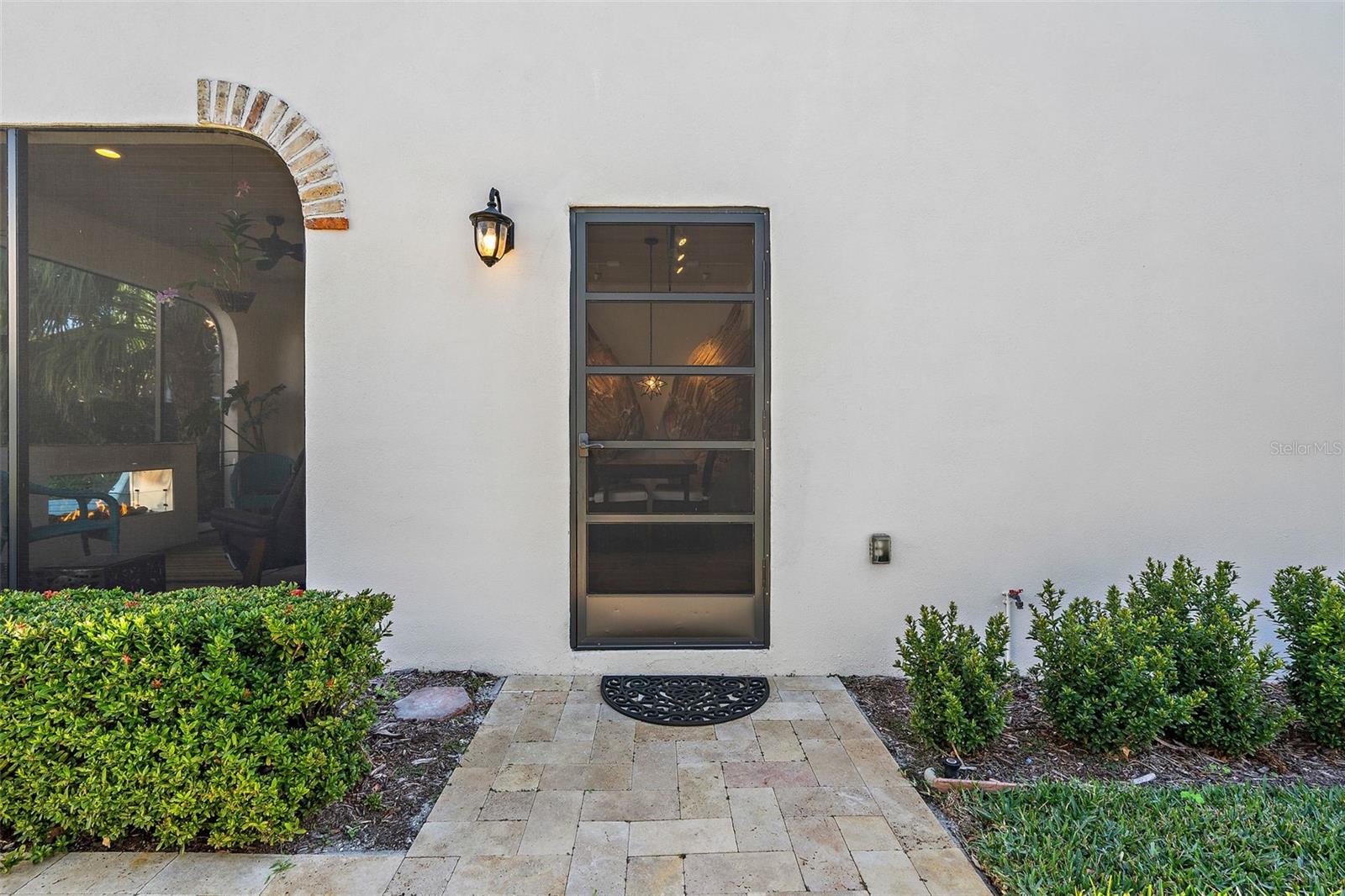 HANNAS SUB LOTS 29 & 30 LESS 3 FT FOR ALLEY - Residential