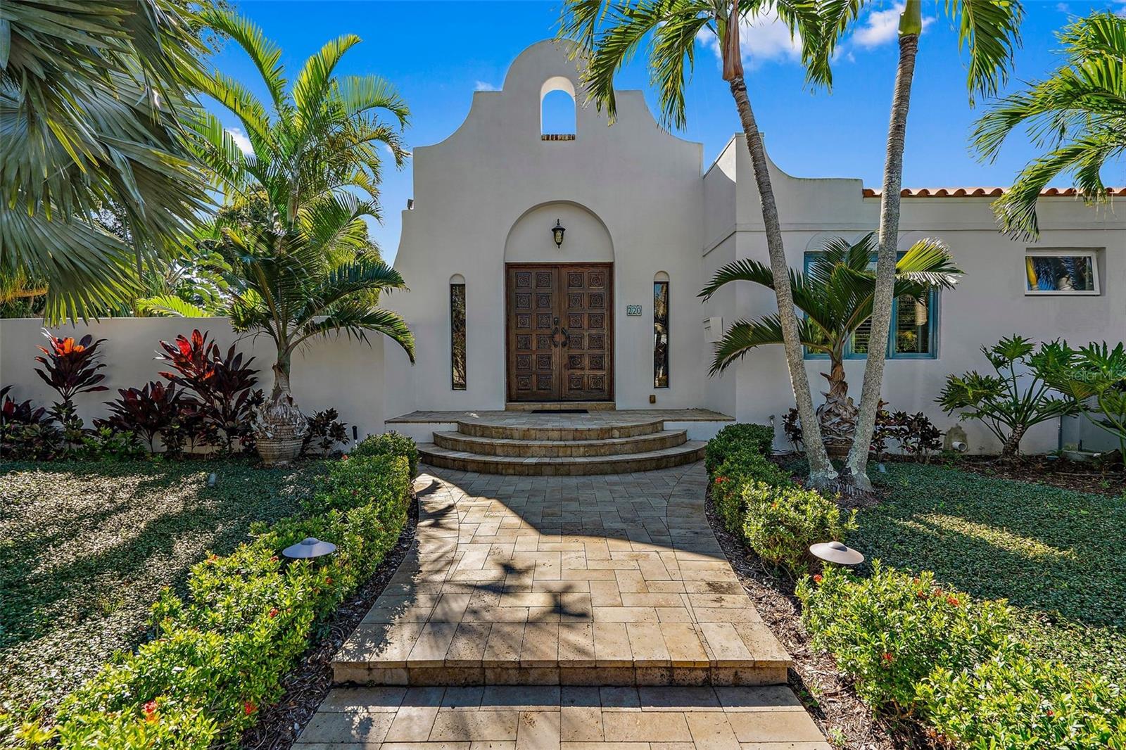 HANNAS SUB LOTS 29 & 30 LESS 3 FT FOR ALLEY - Residential