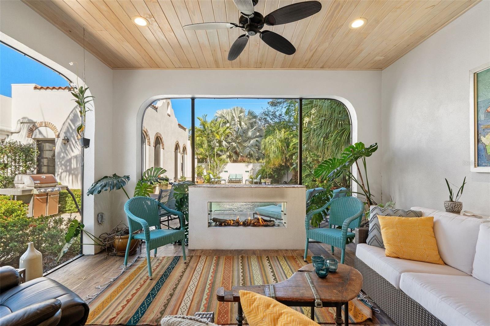 HANNAS SUB LOTS 29 & 30 LESS 3 FT FOR ALLEY - Residential