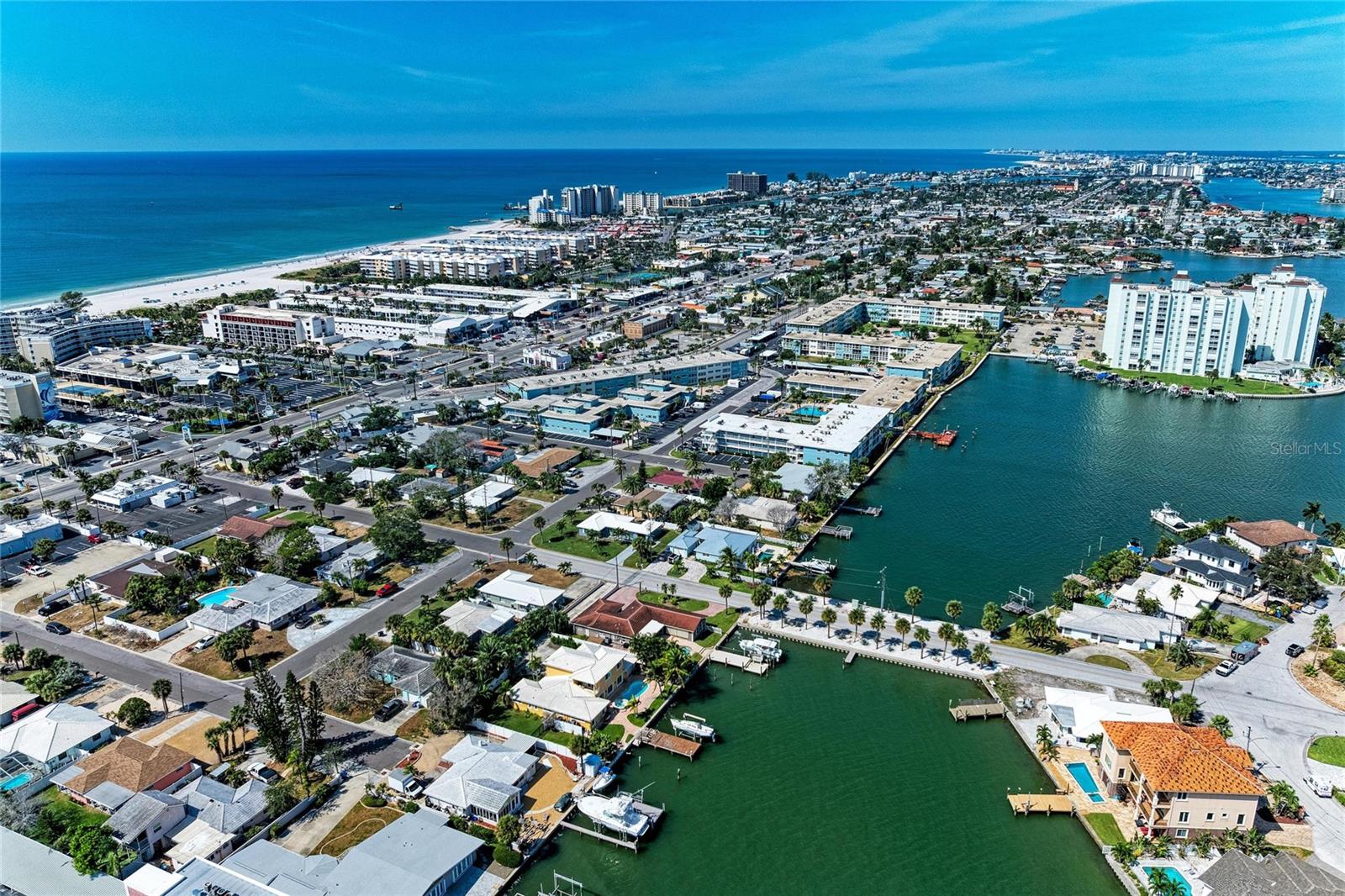 SYLVETTE CONDO - Residential