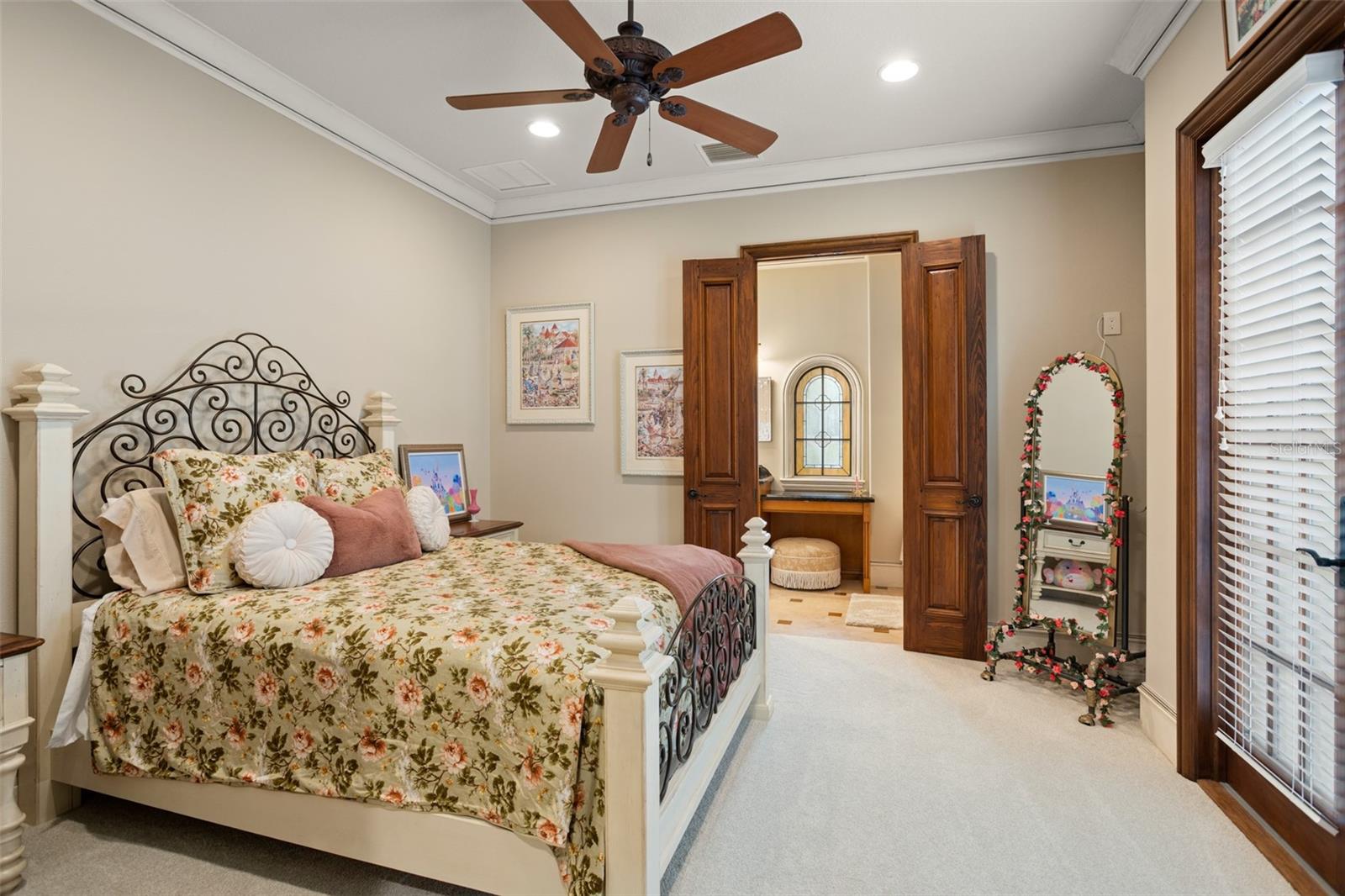 ISLEWORTH - Residential