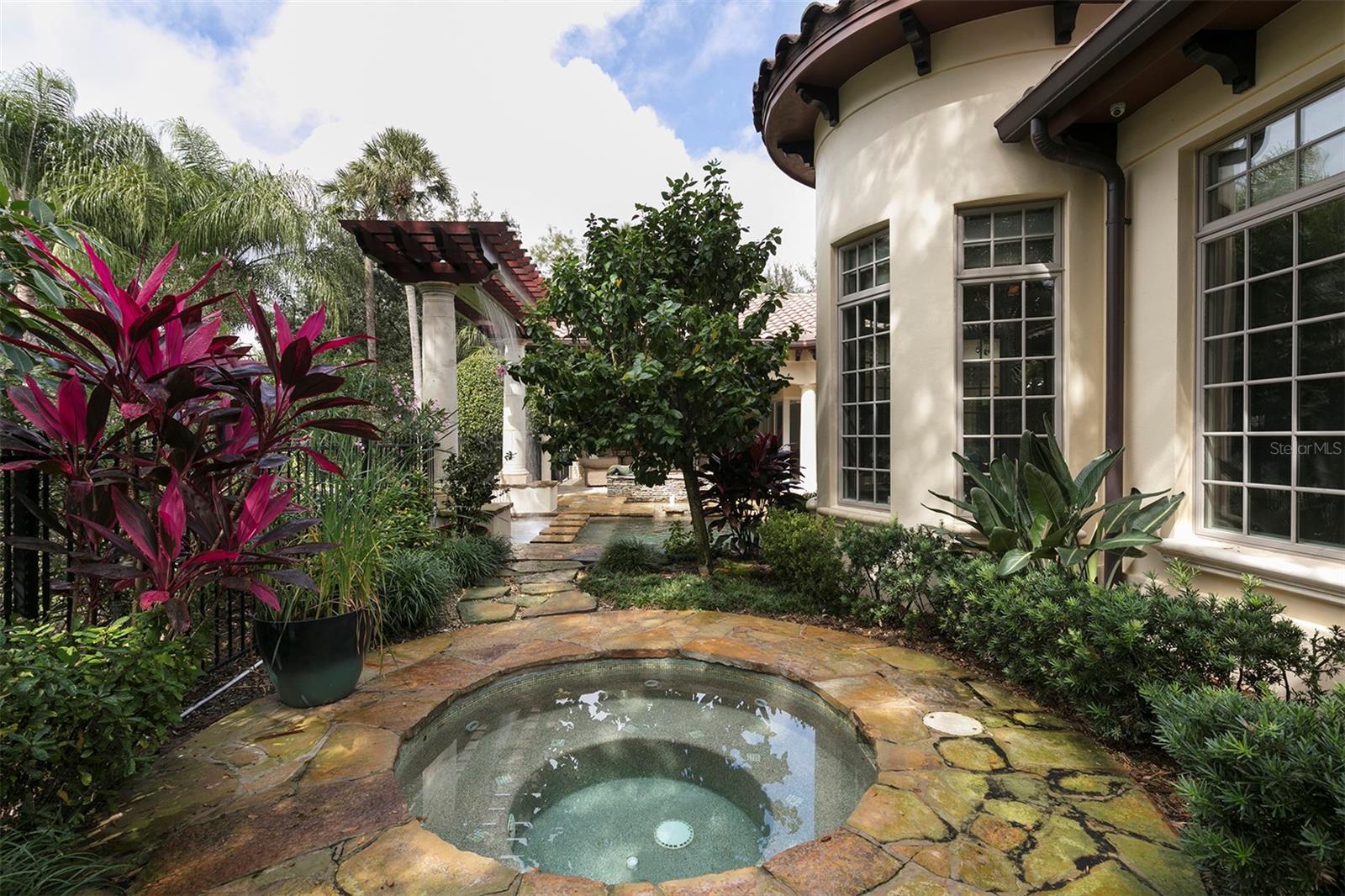 ISLEWORTH - Residential