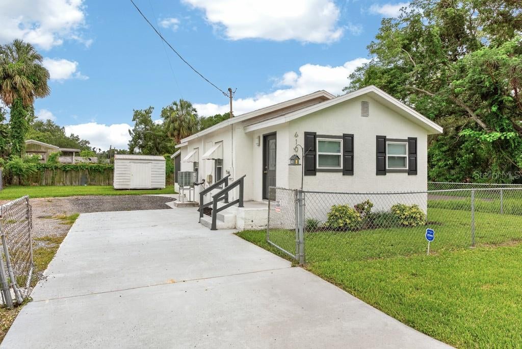Photo of 6101 Anna Avenue, Gibsonton, FL 33534 (MLS # TB8516958)