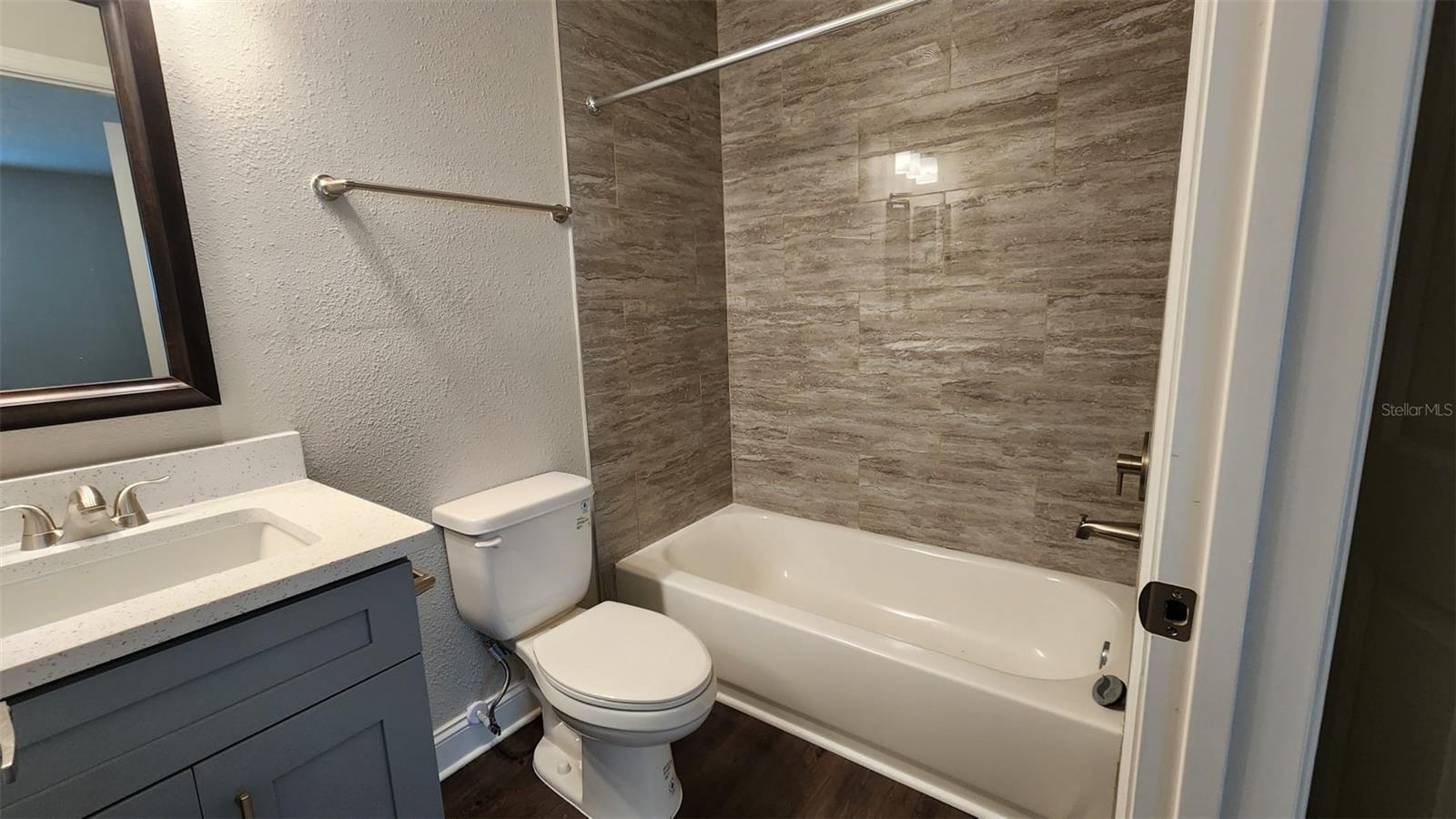 DOCKSIDE CONDO - Residential