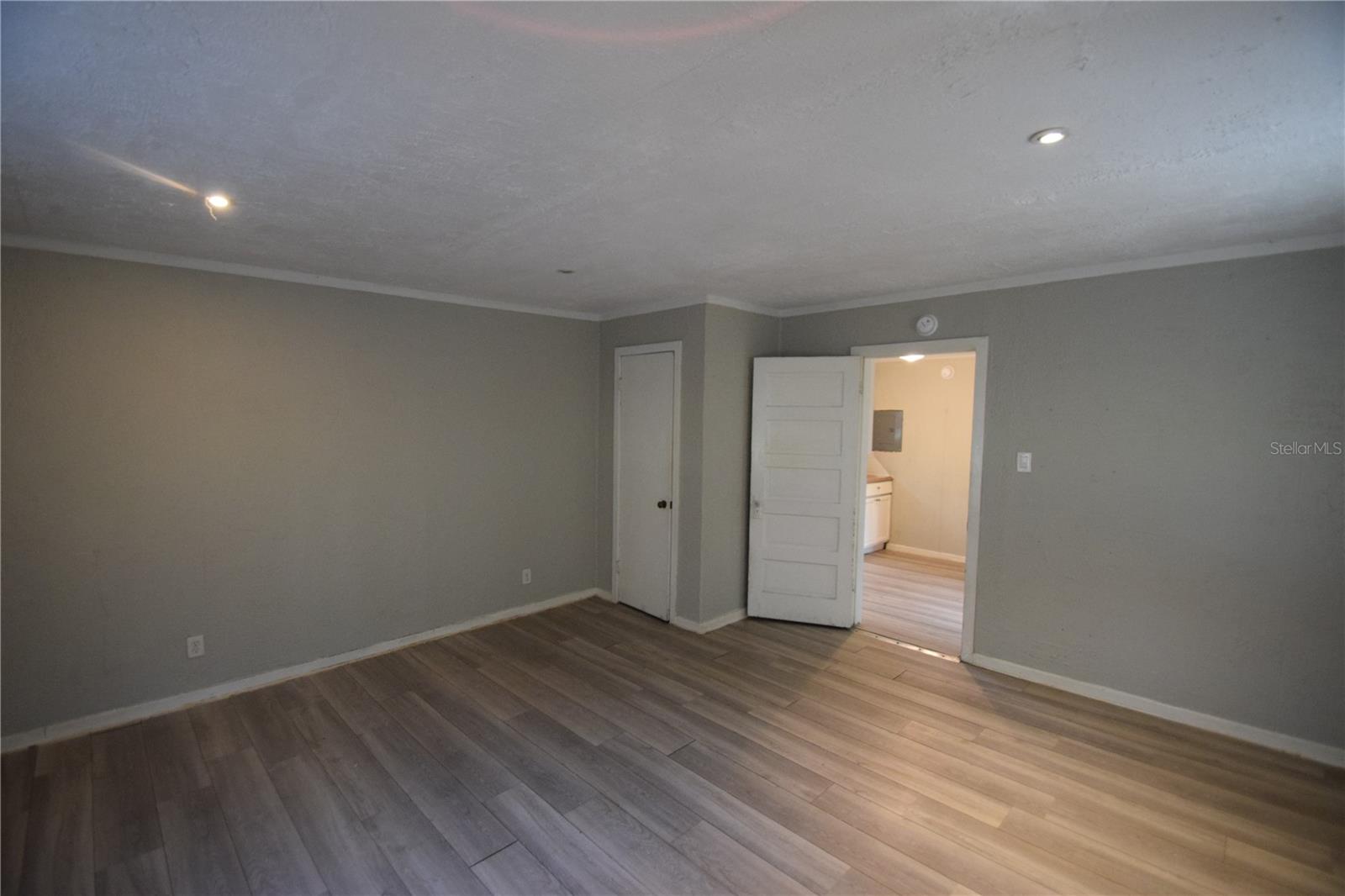 MORTONS ADD - Residential Lease