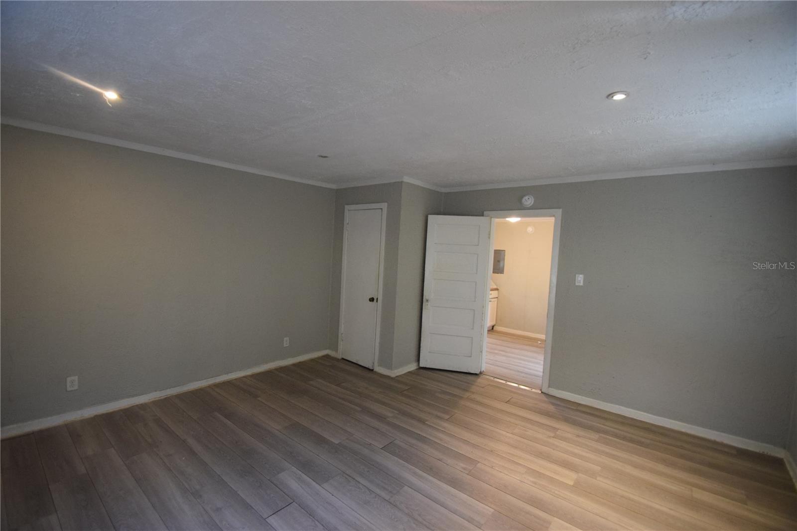 MORTONS ADD - Residential Lease