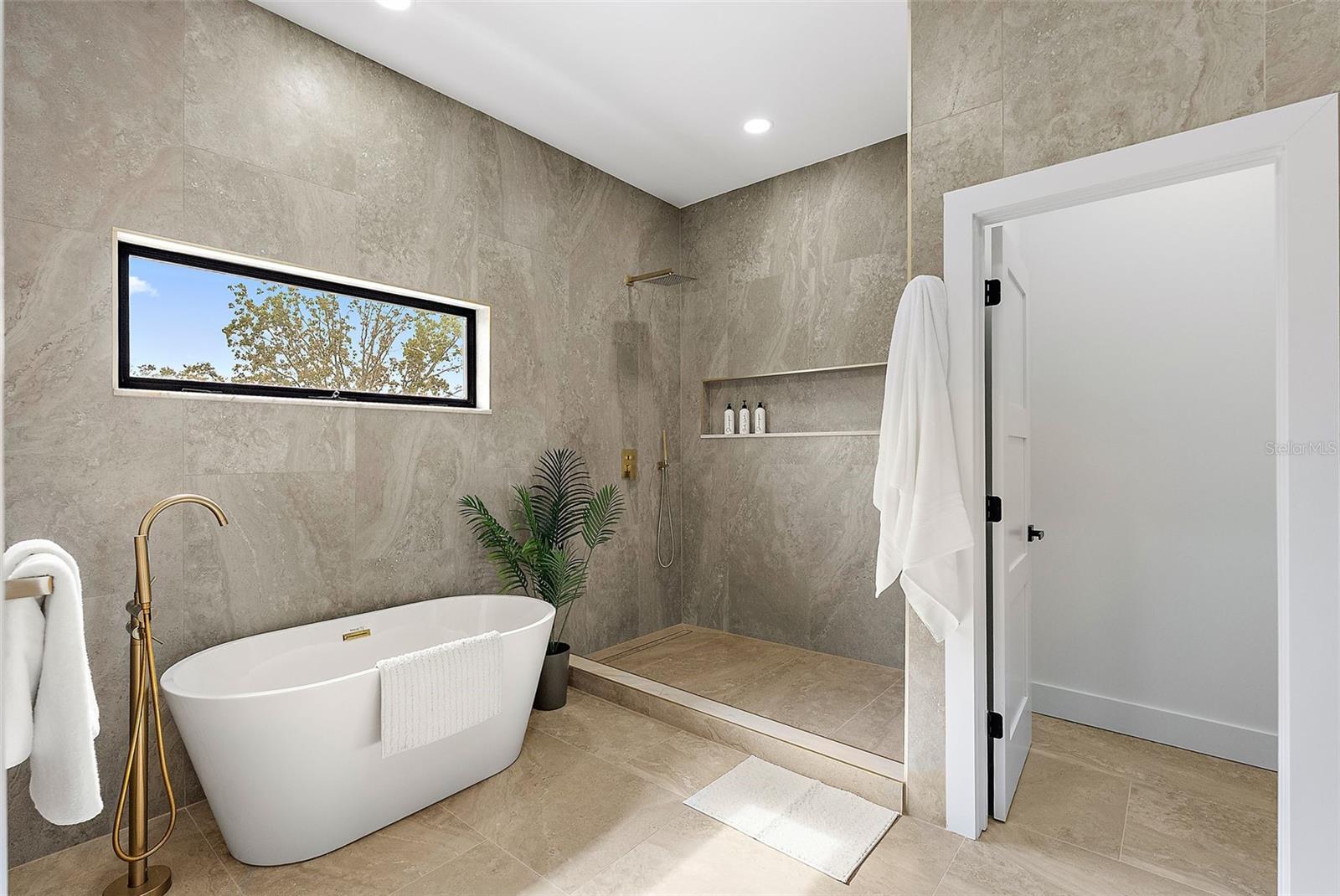 NORTH ST PETERSBURG - Residential