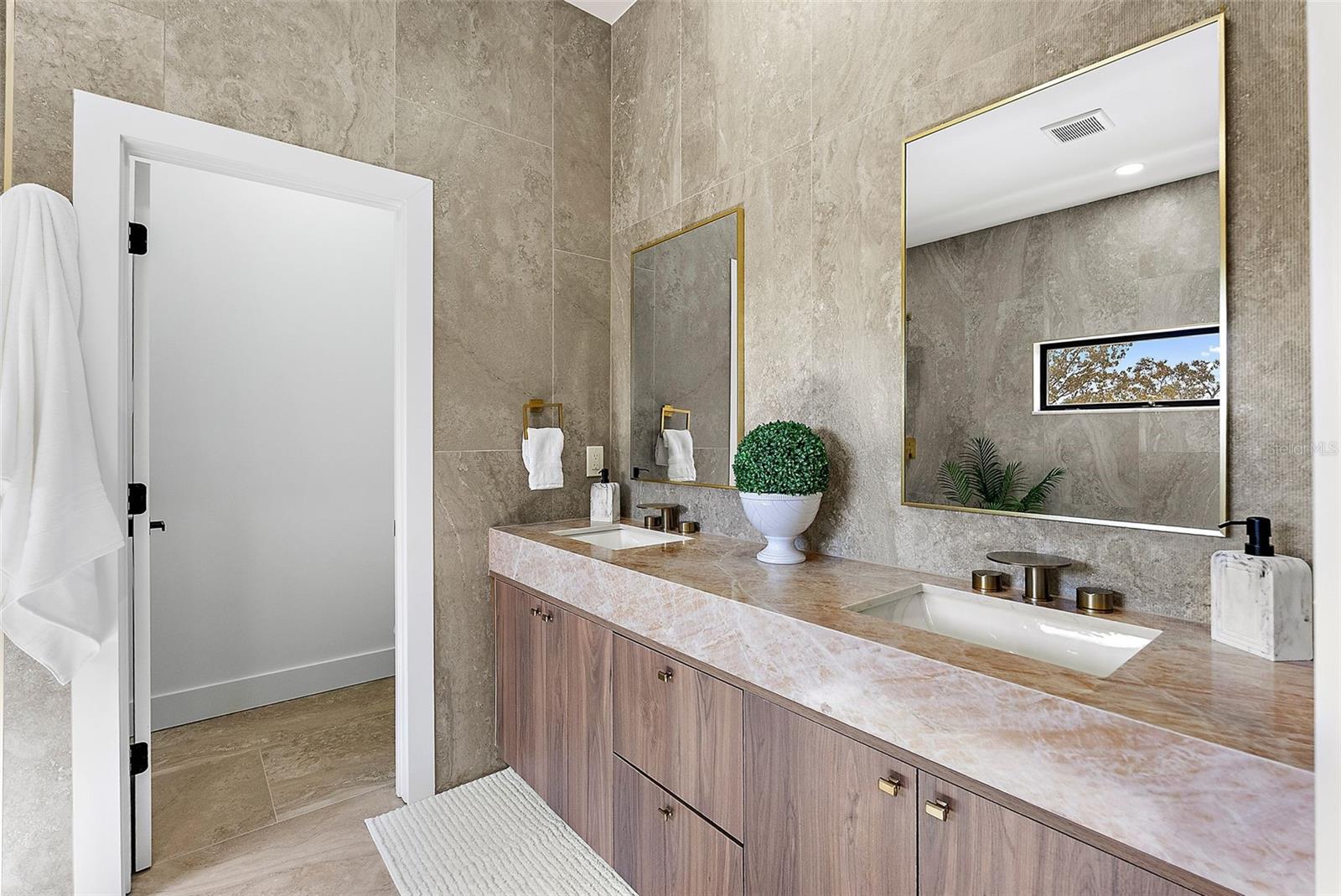 NORTH ST PETERSBURG - Residential