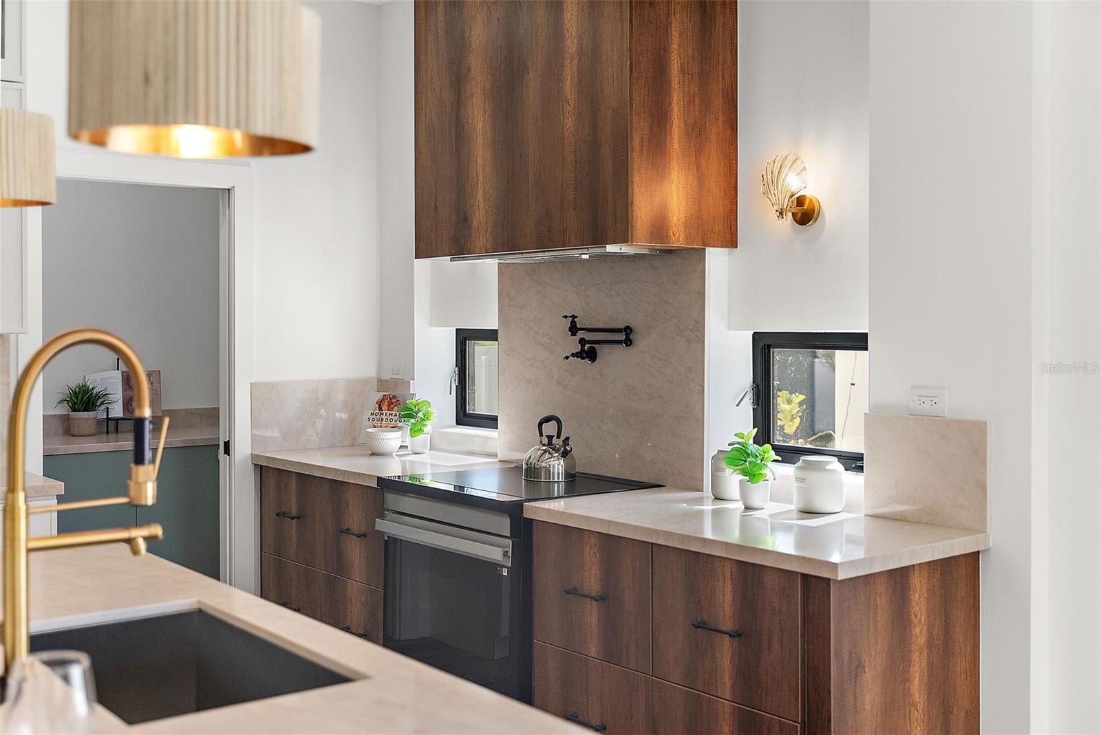 NORTH ST PETERSBURG - Residential